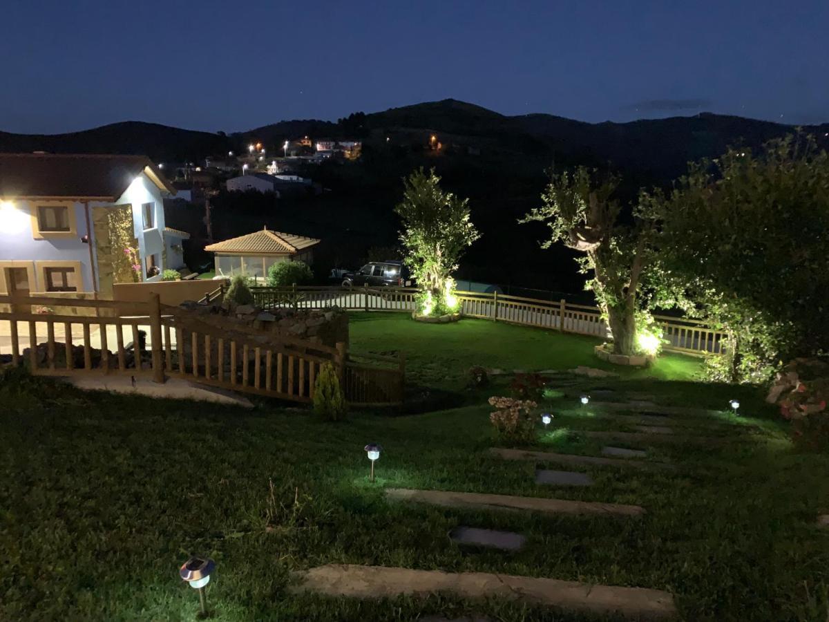 הוילה Biescas  C'Genoveva Complejo Turistico Rural Caleacabo מראה חיצוני תמונה