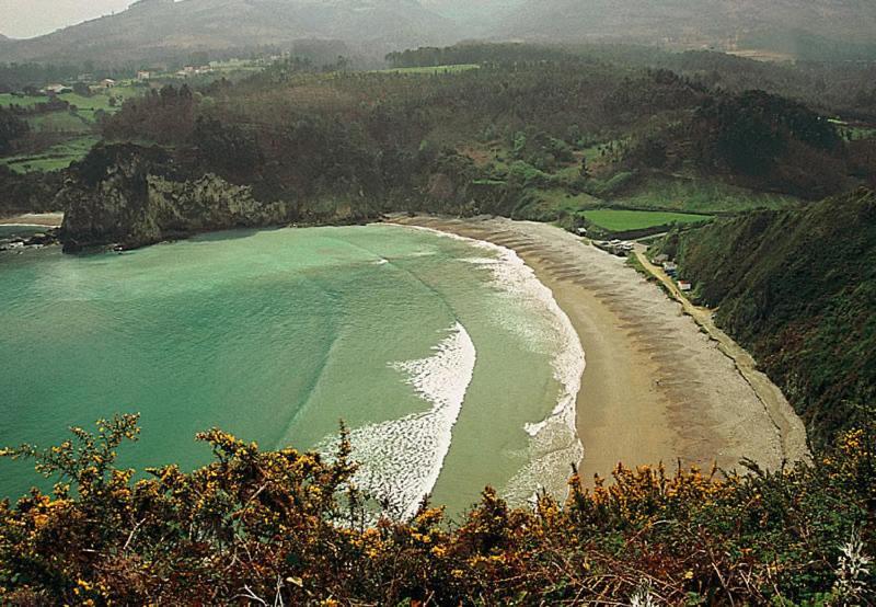 הוילה Biescas  C'Genoveva Complejo Turistico Rural Caleacabo מראה חיצוני תמונה