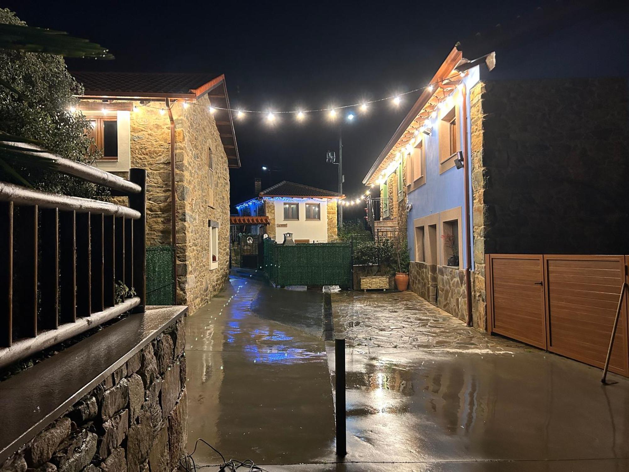 הוילה Biescas  C'Genoveva Complejo Turistico Rural Caleacabo מראה חיצוני תמונה